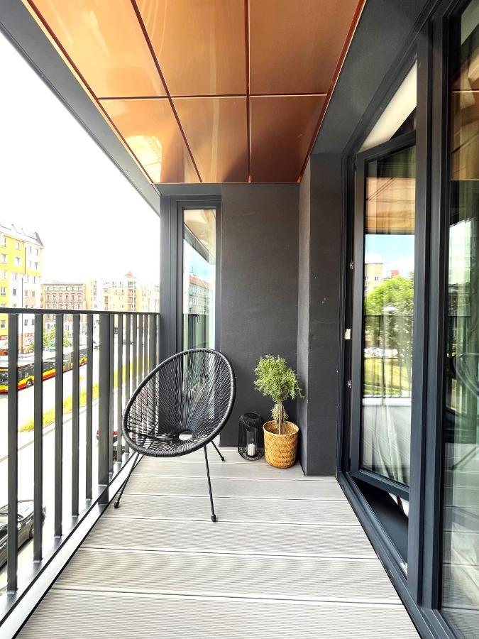Wyszynskiego Apartment - Self Check-In 20H - Parking &Lift Вроцлав Екстериор снимка